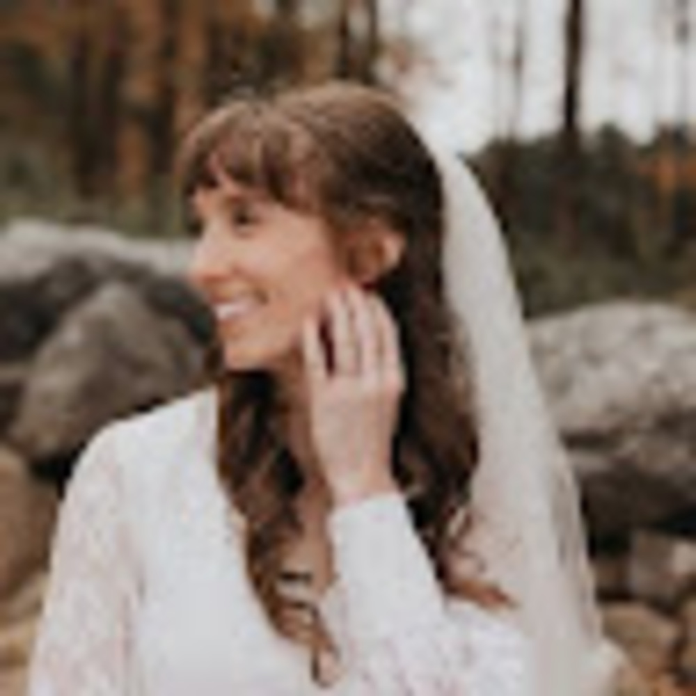 Meet your Posher, Traci
